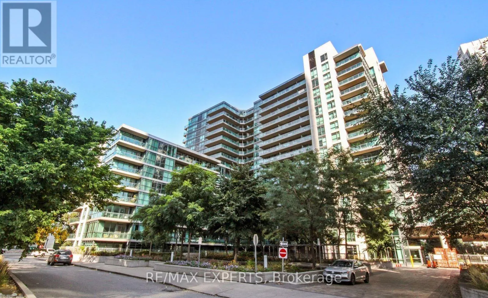 355 - 209 FORT YORK BOULEVARD