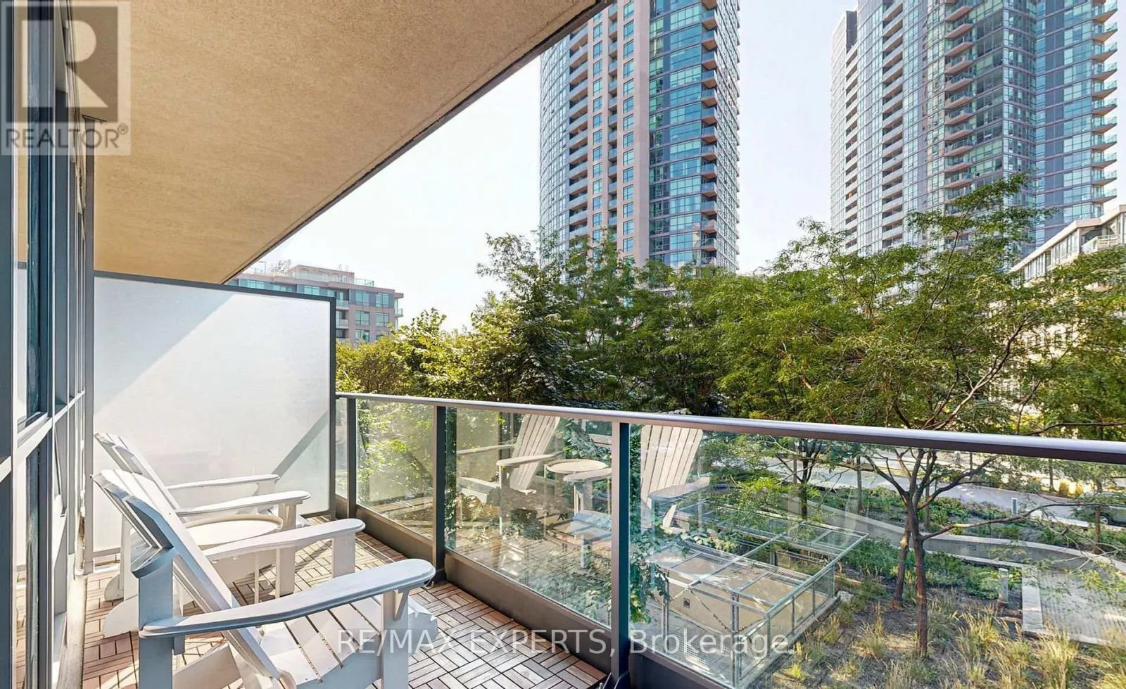 355 - 209 FORT YORK BOULEVARD