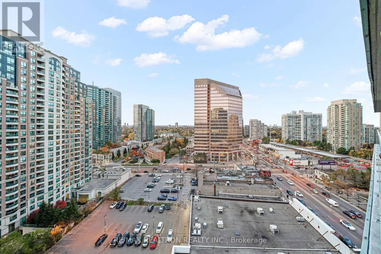 1606 - 5508 YONGE STREET