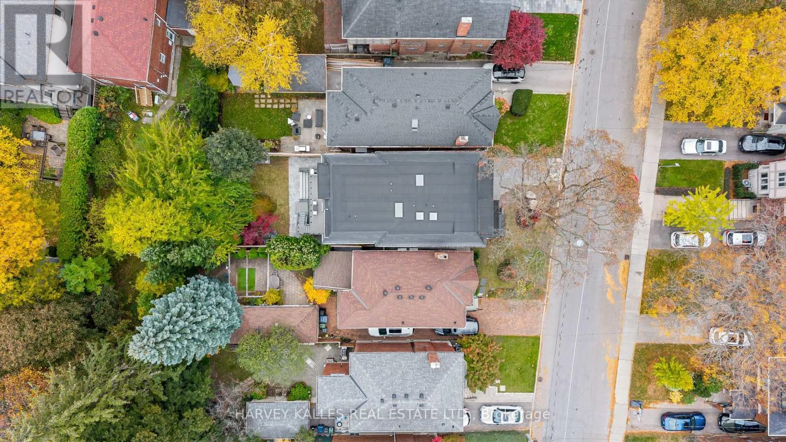 33 SAINT HILDA'S AVENUE