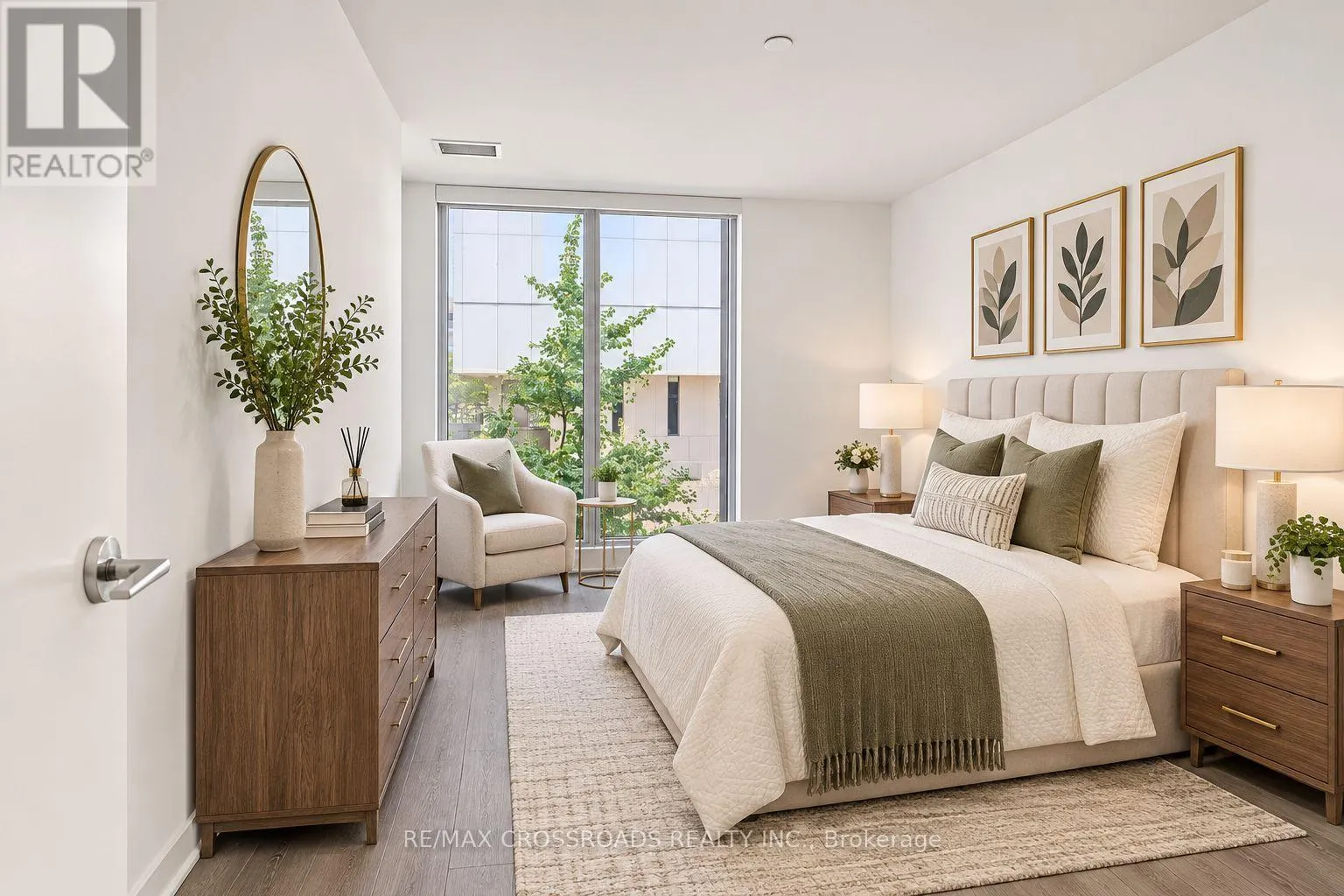 TH05 - 58 QUEENS WHARF ROAD