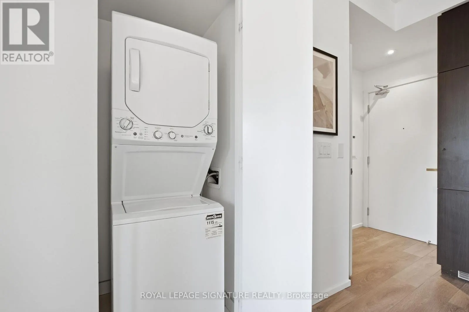 1607 - 159 DUNDAS STREET E