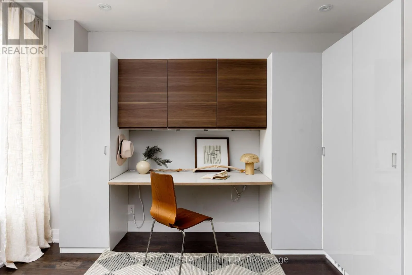 TH06 - 140 BATHURST STREET