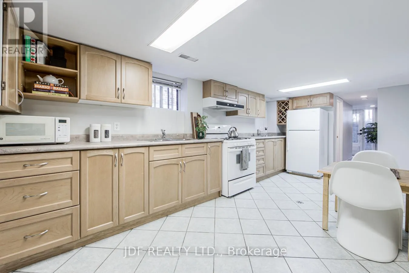 313 VAUGHAN ROAD