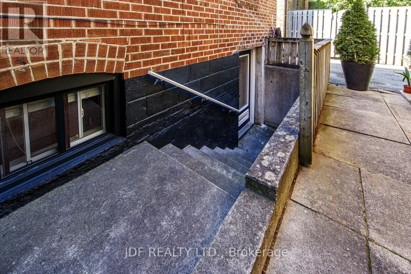 313 VAUGHAN ROAD