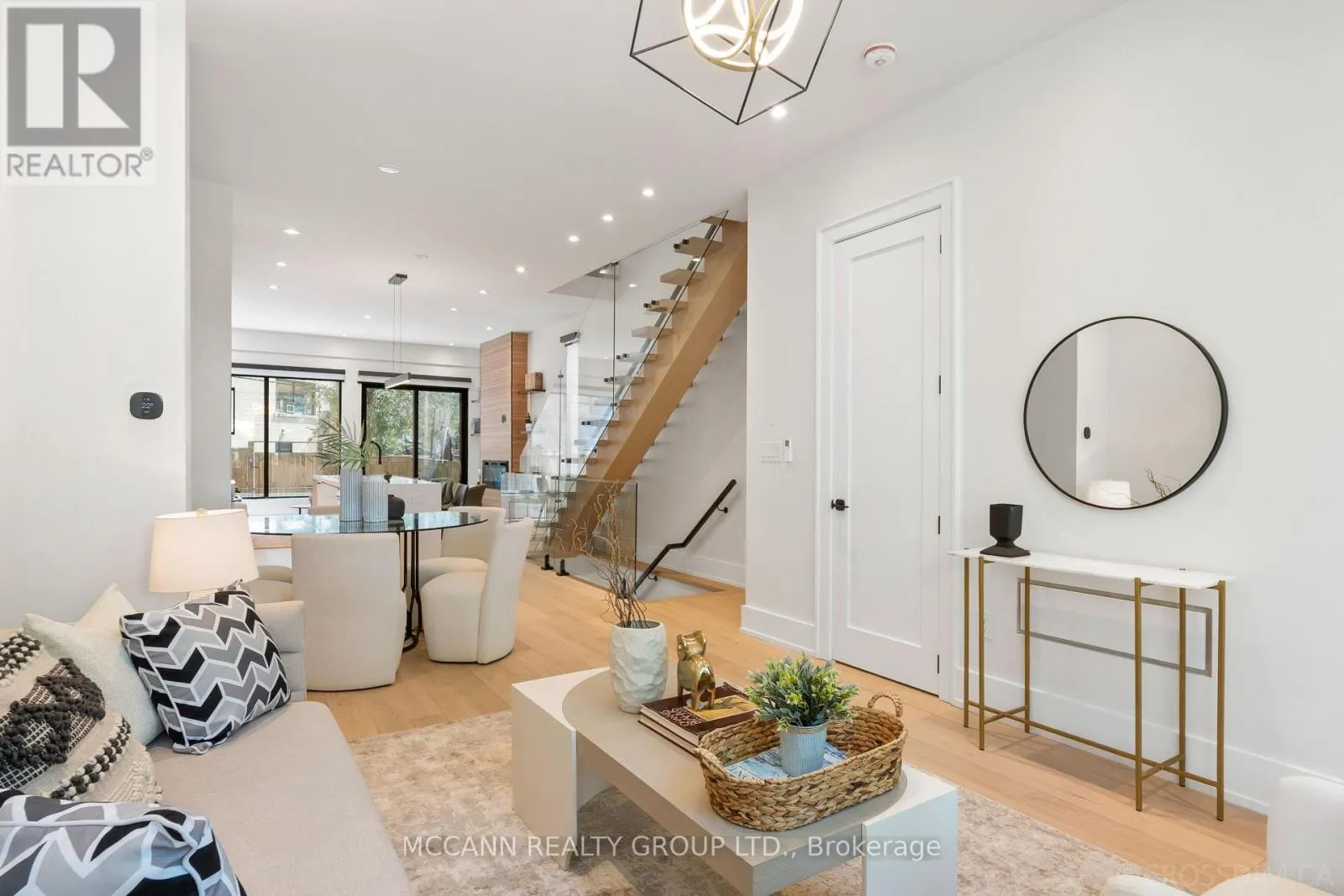 311 WYCHWOOD AVENUE