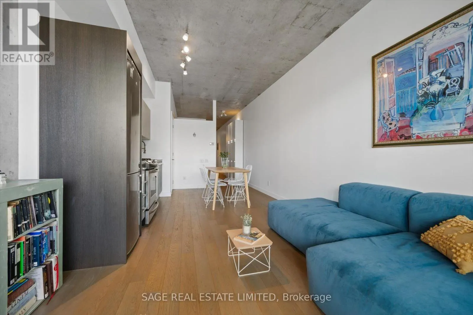 302 - 25 STAFFORD STREET