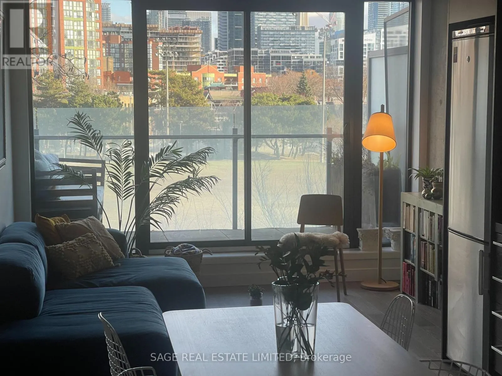 302 - 25 STAFFORD STREET