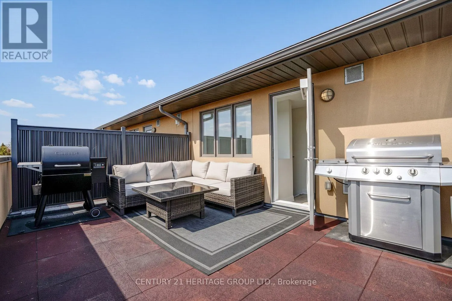 20 - 9R CLINTWOOD GATE NE