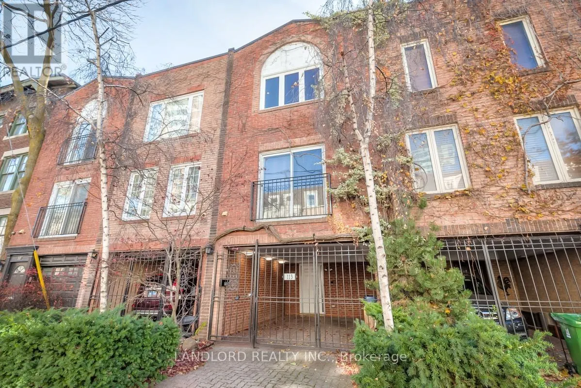 113 EARL PLACE