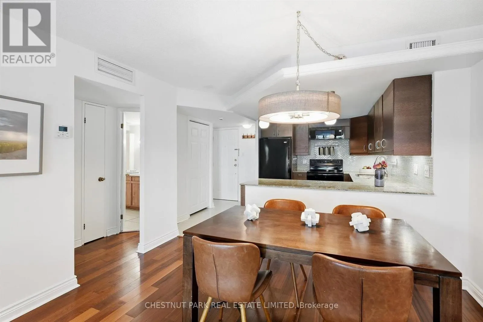 211 - 65 SCADDING AVENUE
