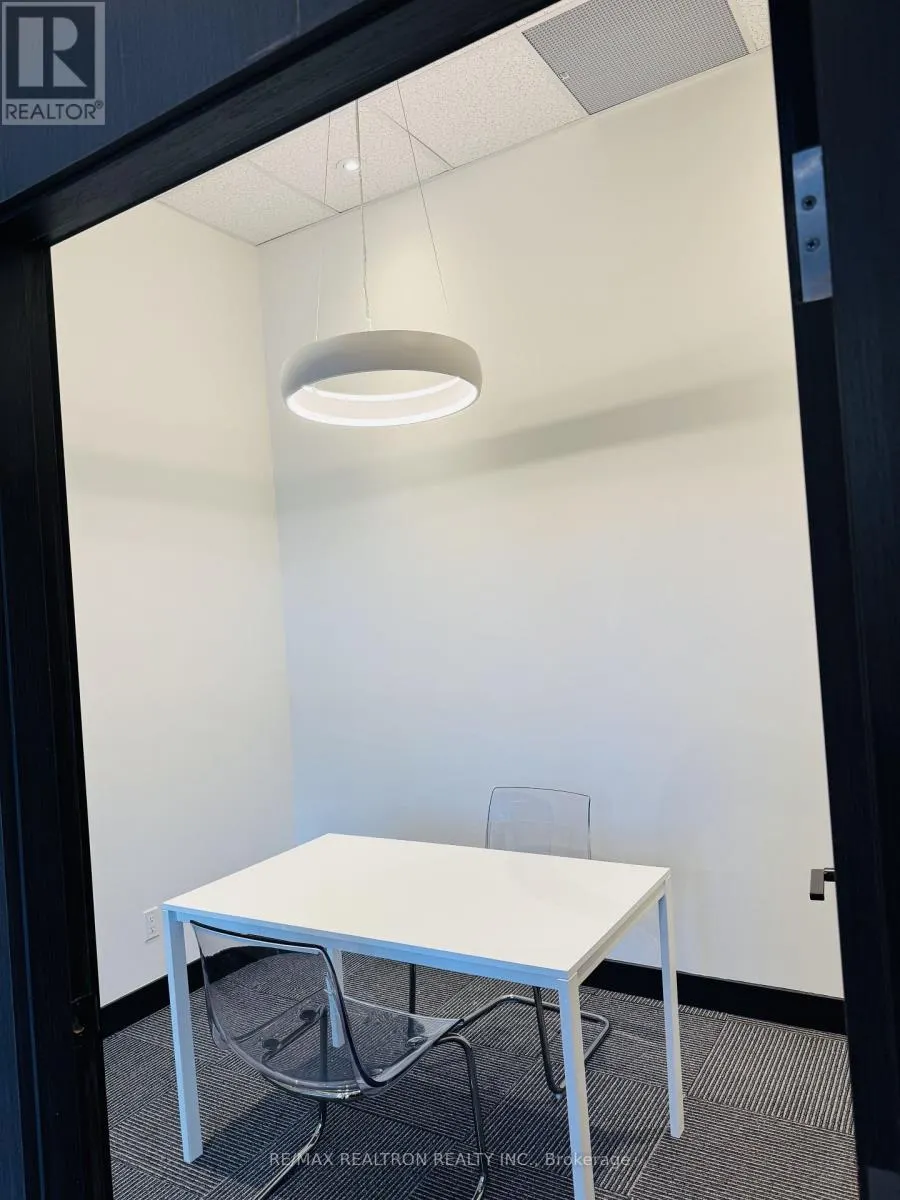 403 - 4789 YONGE STREET
