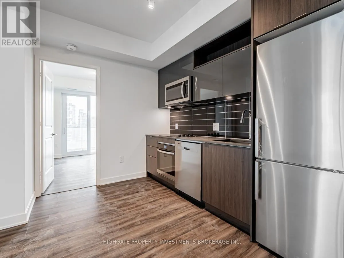 1801 - 100 DALHOUSIE STREET