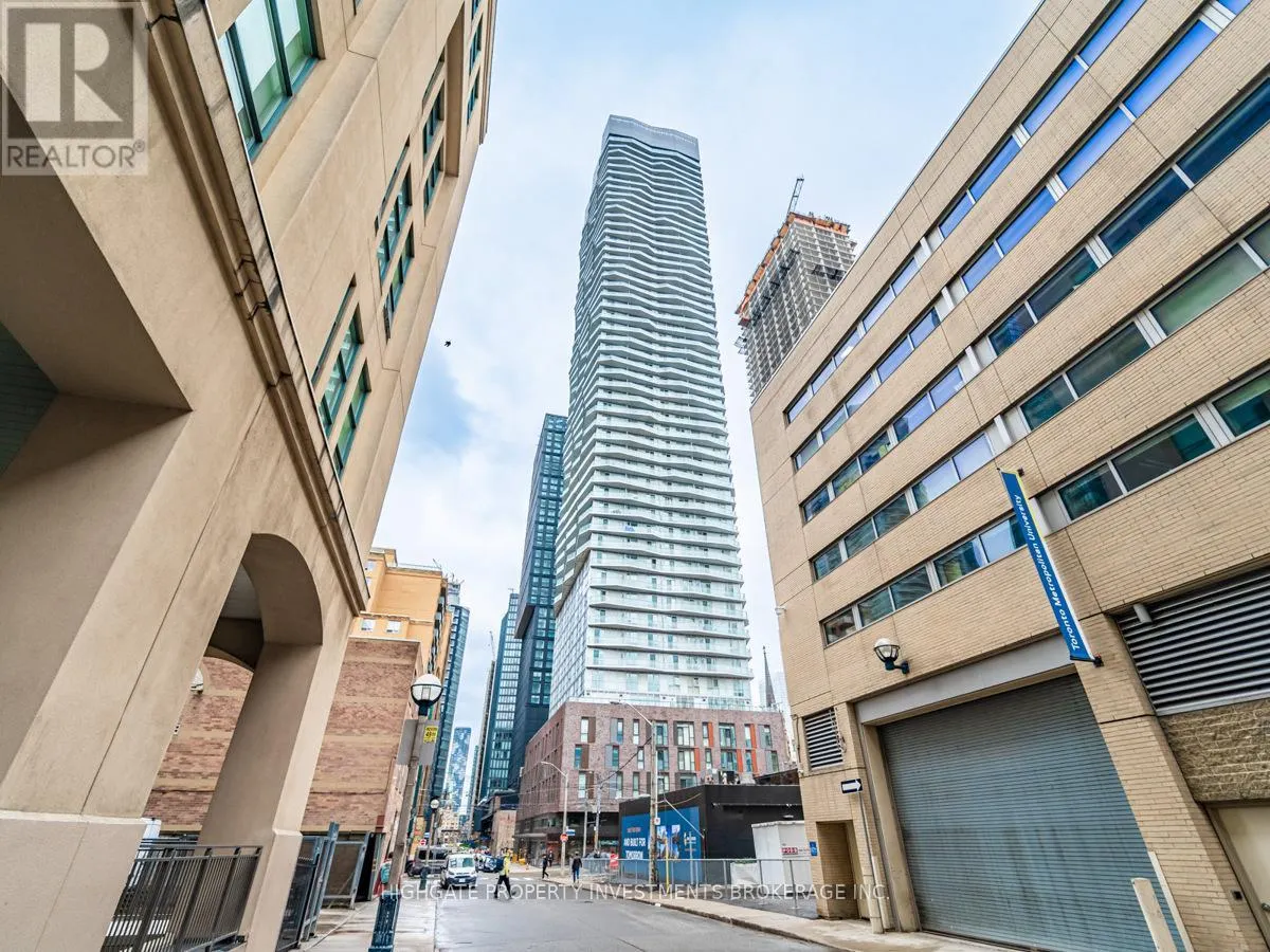 1801 - 100 DALHOUSIE STREET