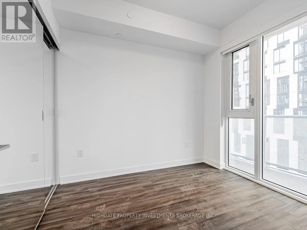 1801 - 100 DALHOUSIE STREET