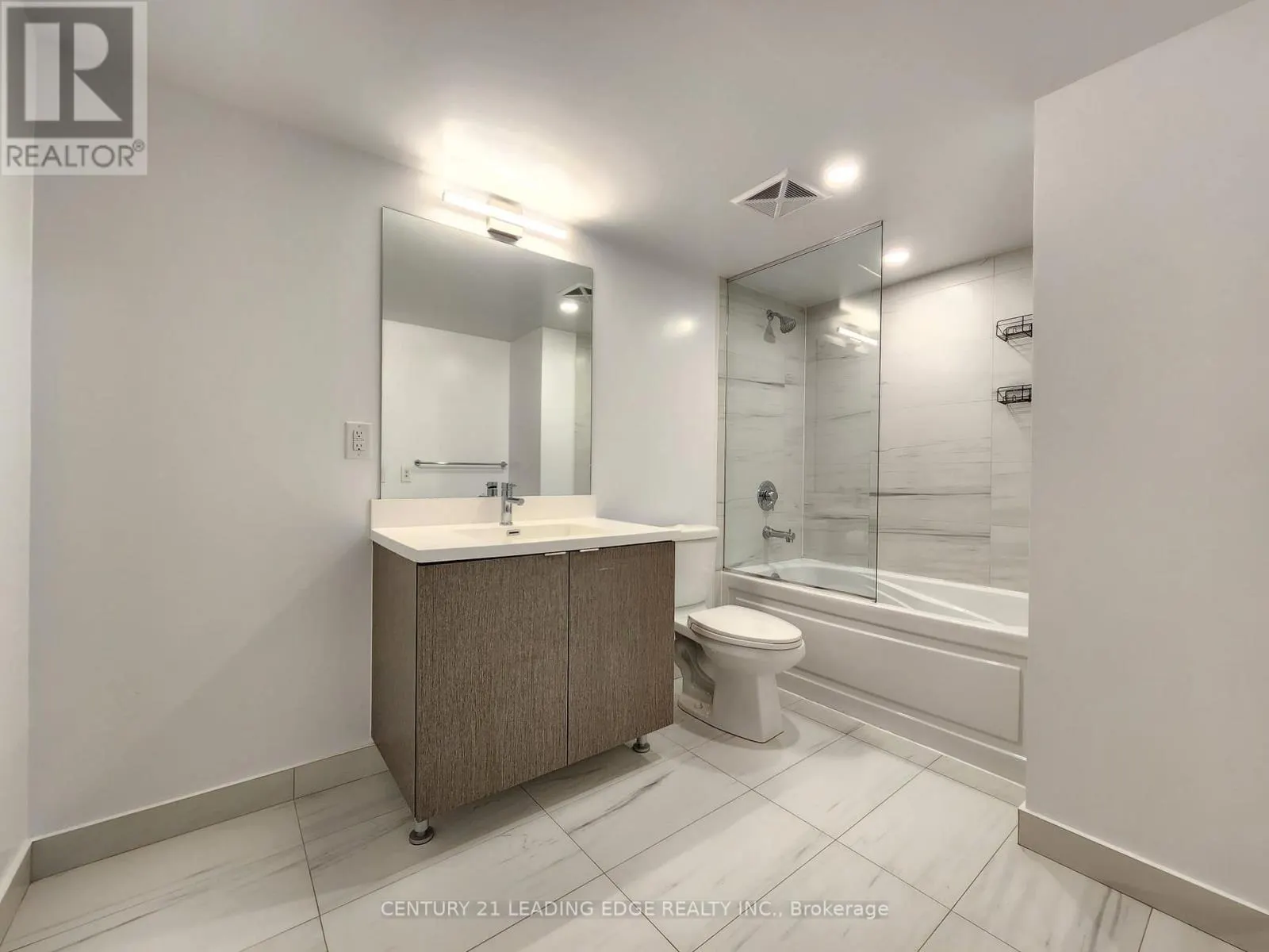 709 - 219 DUNDAS STREET E