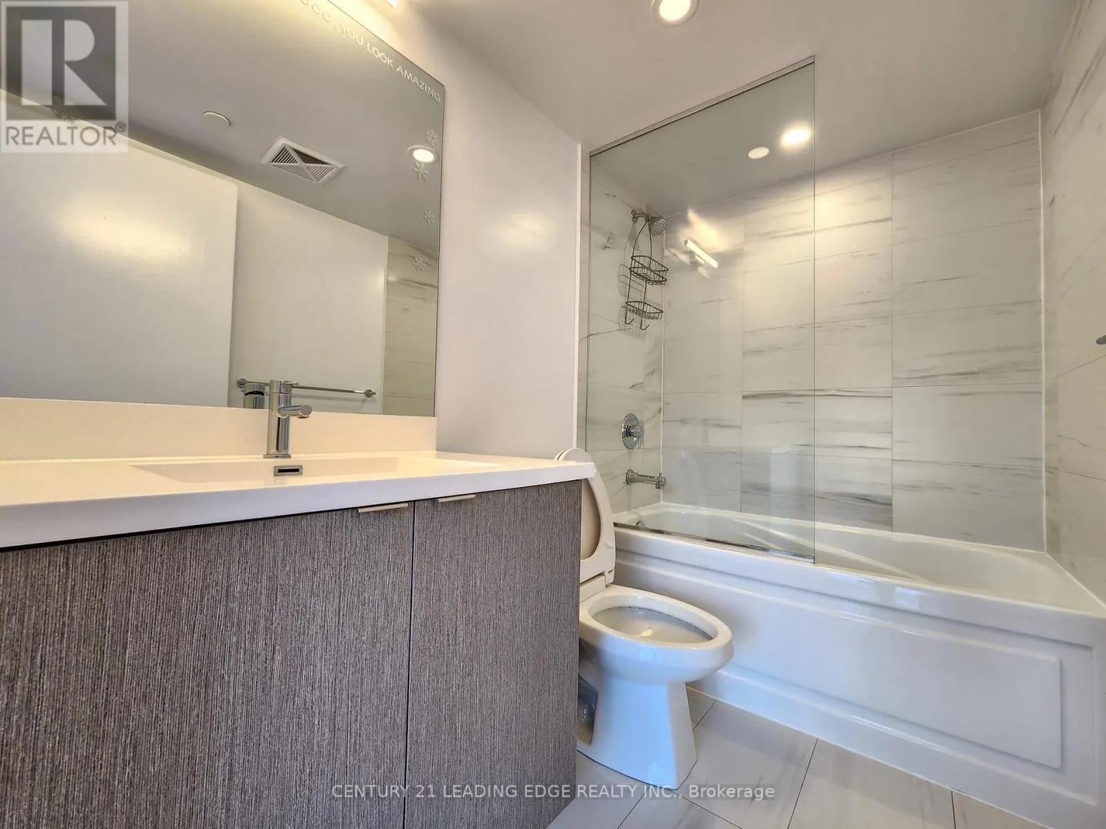 709 - 219 DUNDAS STREET E