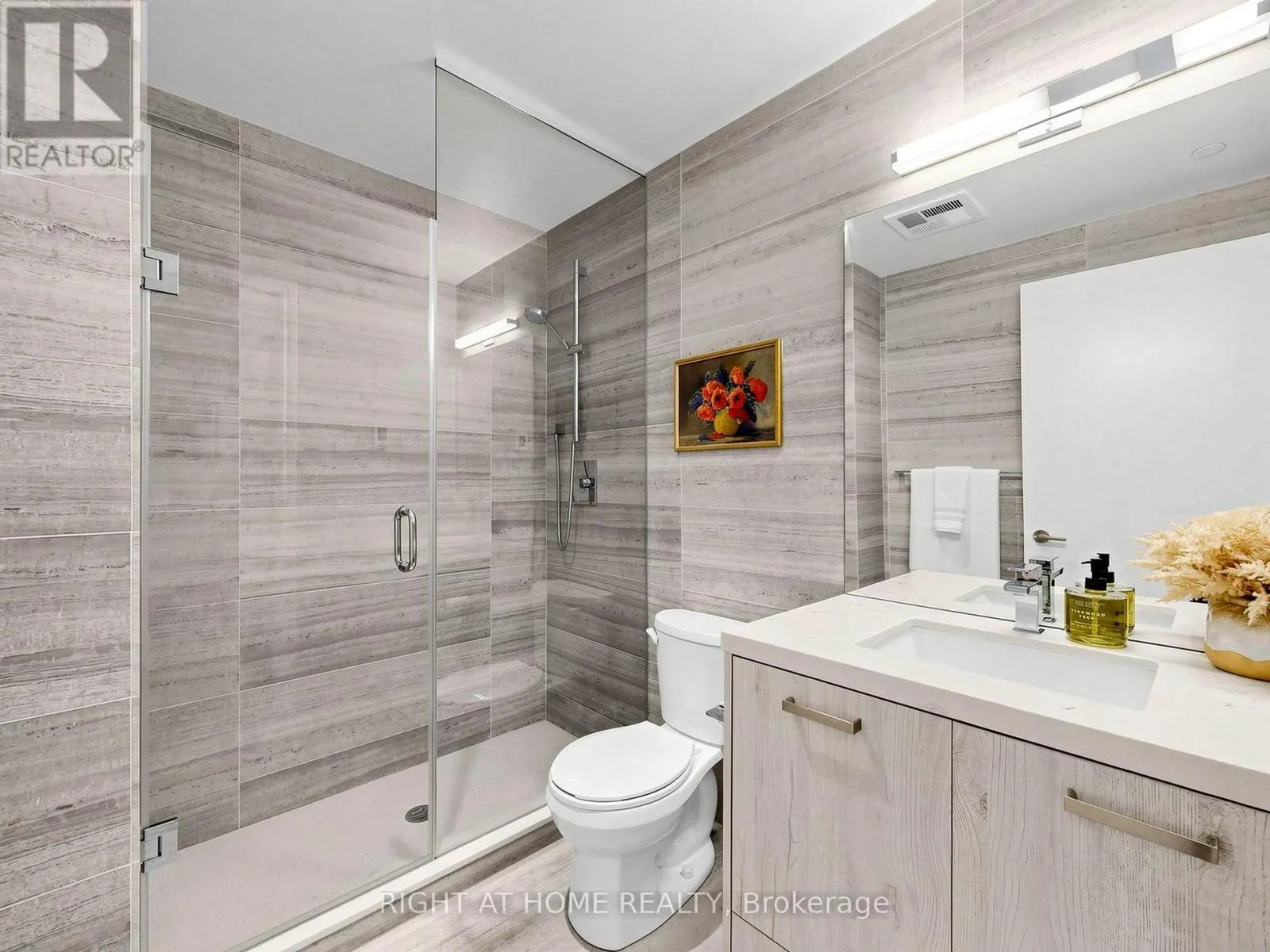 1106 - 608 RICHMOND STREET W
