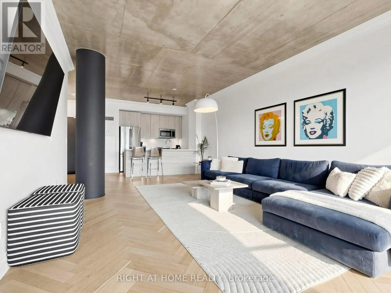 1106 - 608 RICHMOND STREET W
