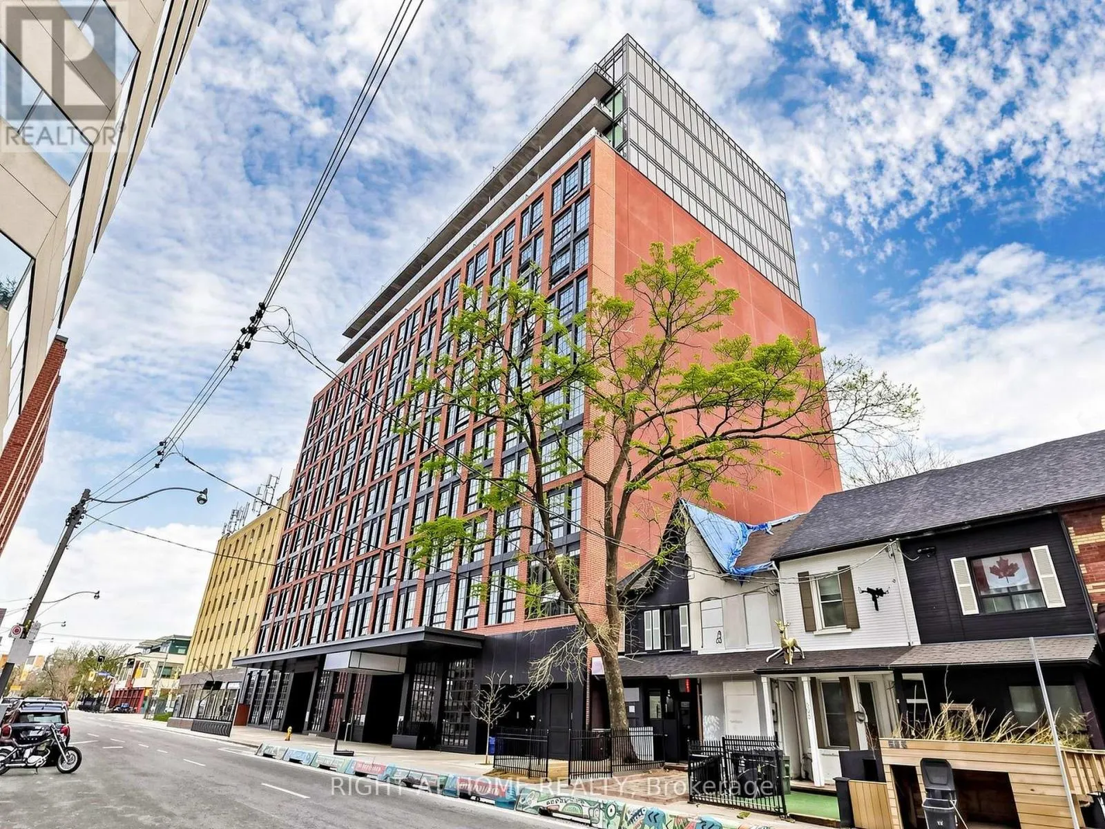 1106 - 608 RICHMOND STREET W