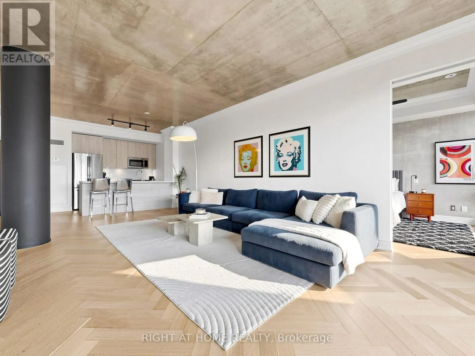 1106 - 608 RICHMOND STREET W