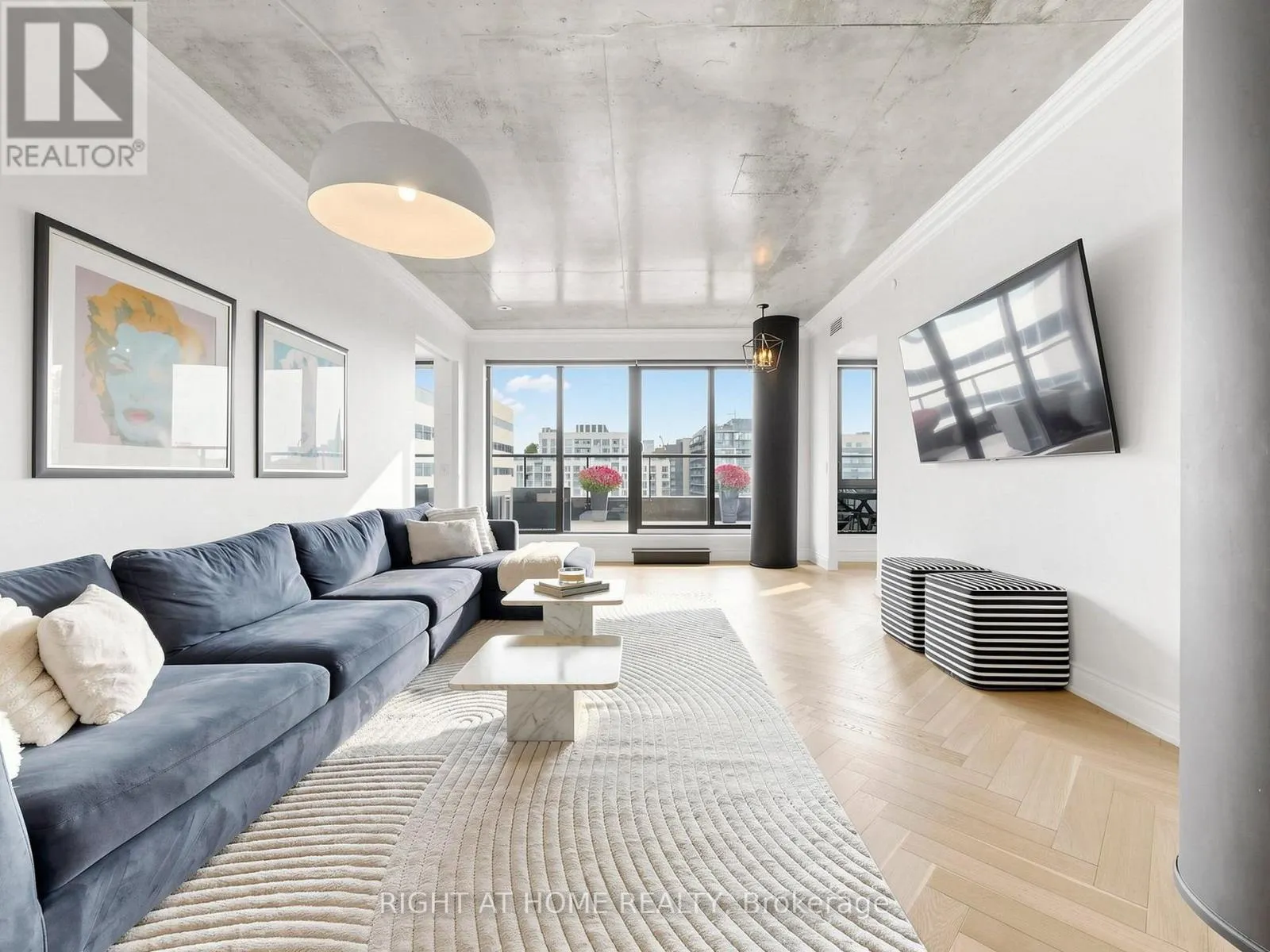 1106 - 608 RICHMOND STREET W