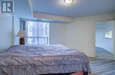 525 - 1700 EGLINTON AVENUE E
