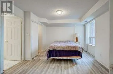 525 - 1700 EGLINTON AVENUE E