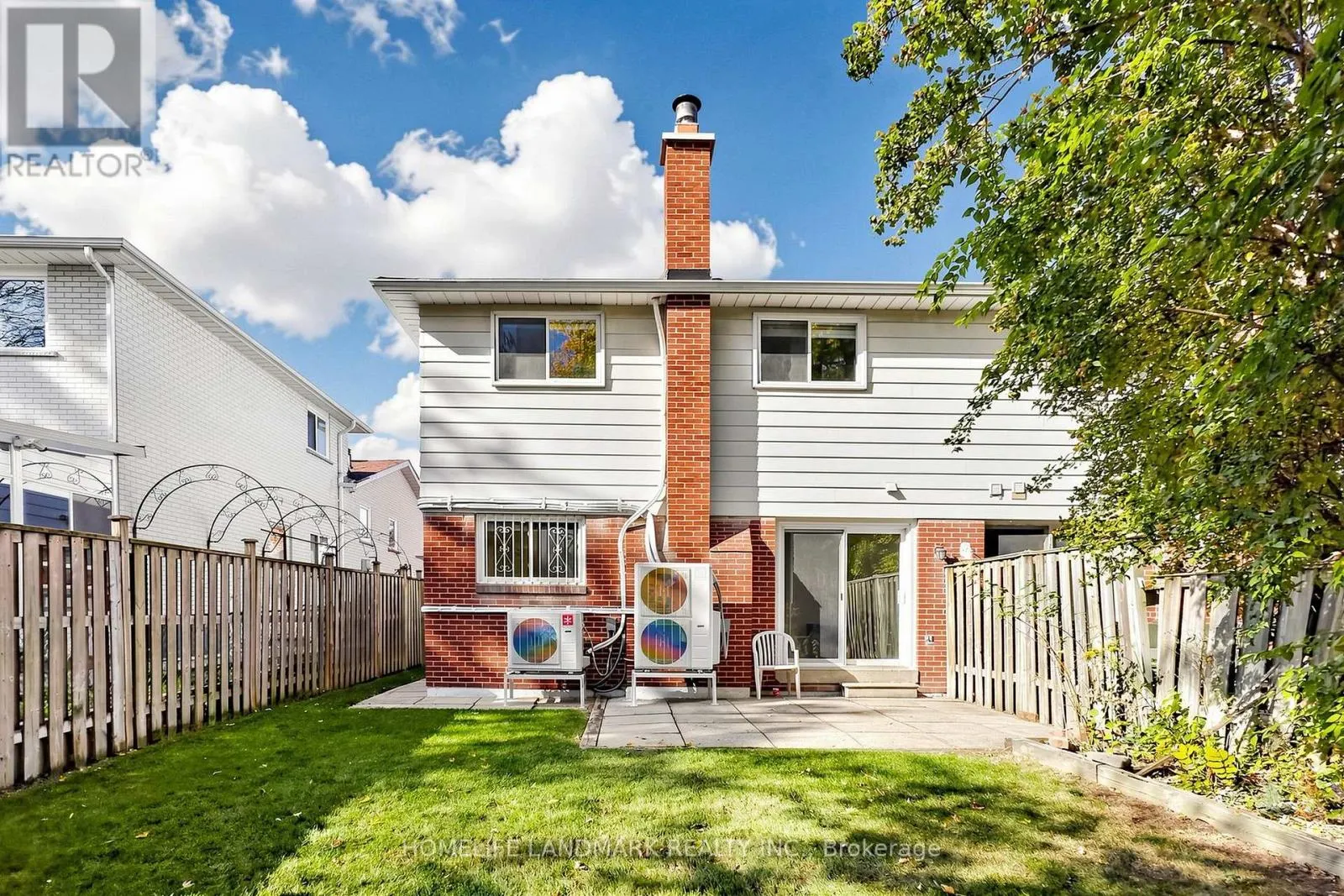 132 CHIPWOOD CRESCENT