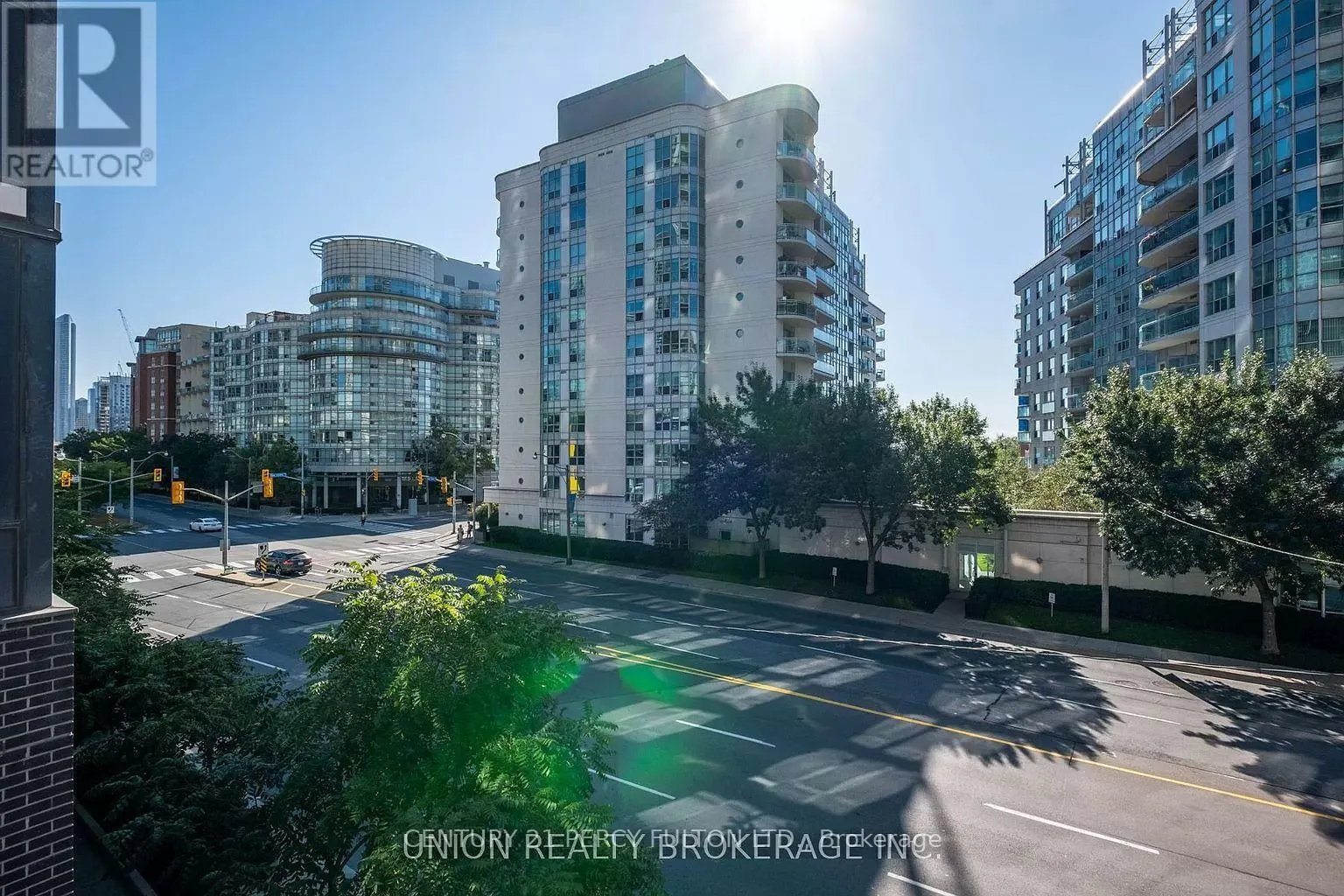 2112 - 38 DAN LECKIE WAY