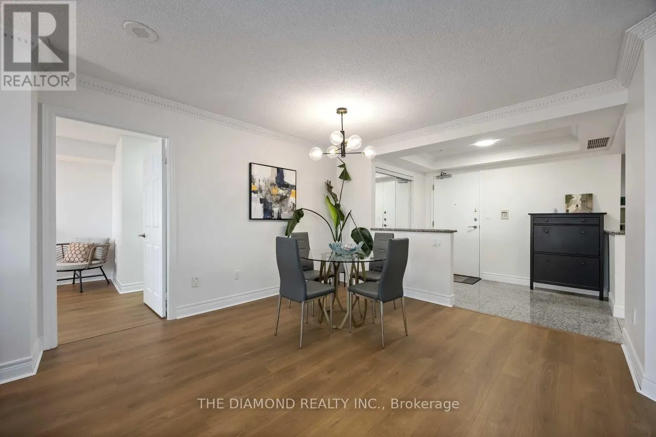 1111 - 89 SKYMARK DRIVE