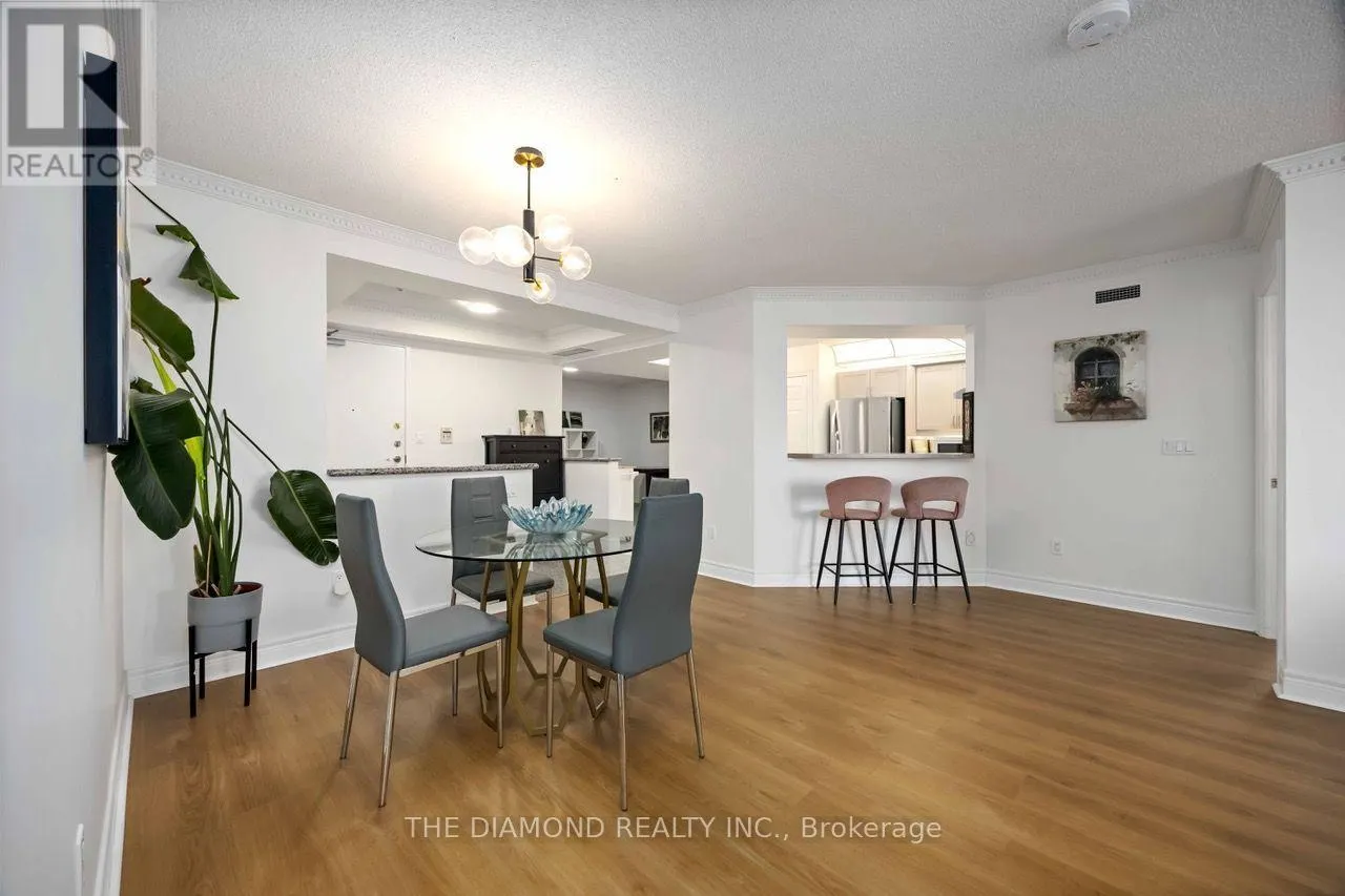1111 - 89 SKYMARK DRIVE