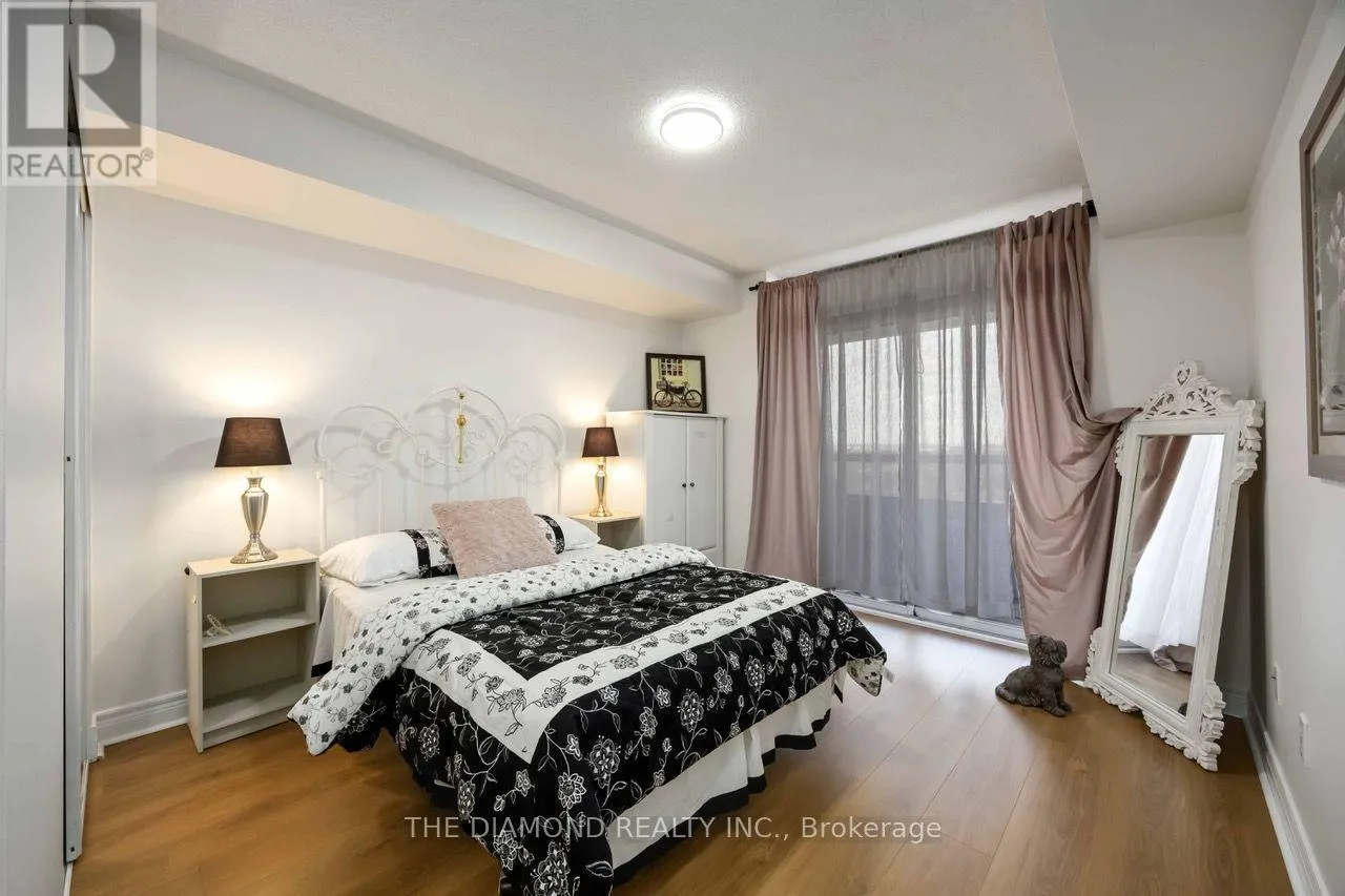 1111 - 89 SKYMARK DRIVE