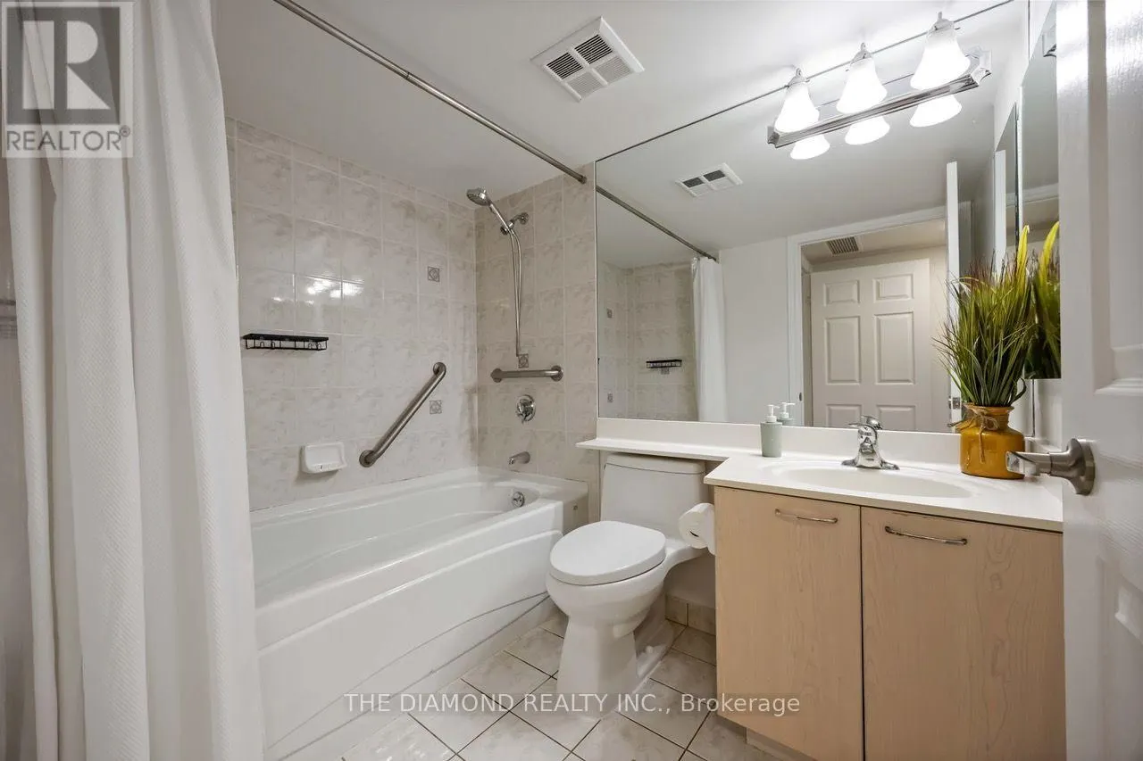 1111 - 89 SKYMARK DRIVE