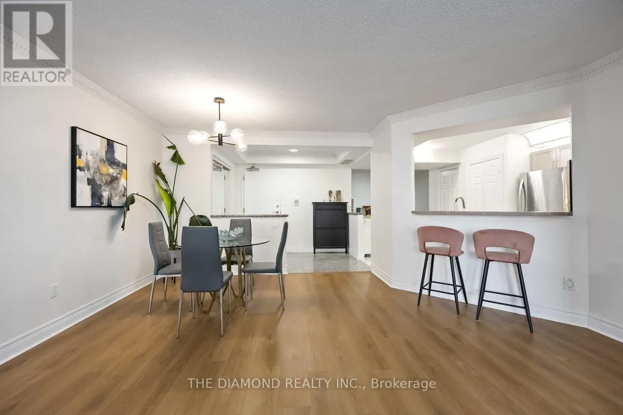 1111 - 89 SKYMARK DRIVE