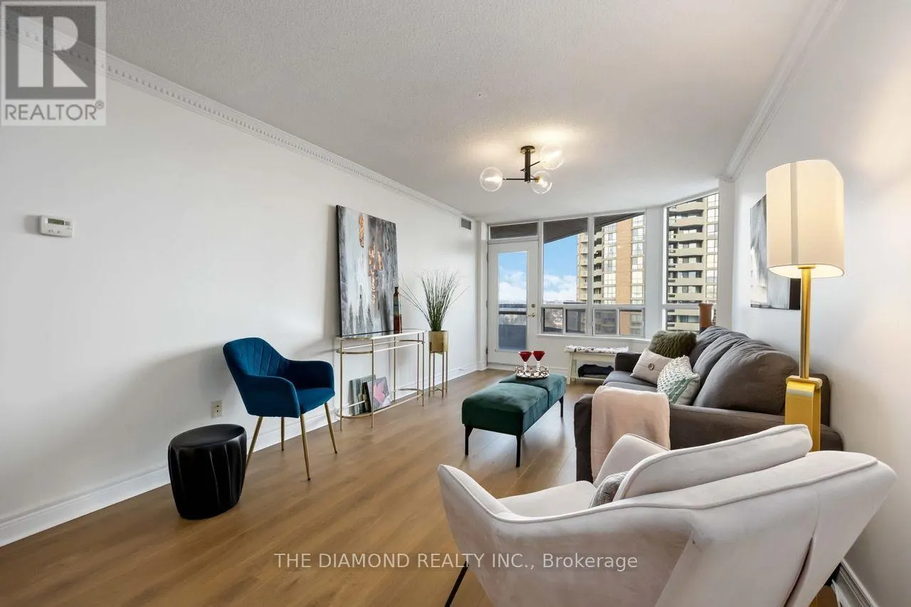 1111 - 89 SKYMARK DRIVE