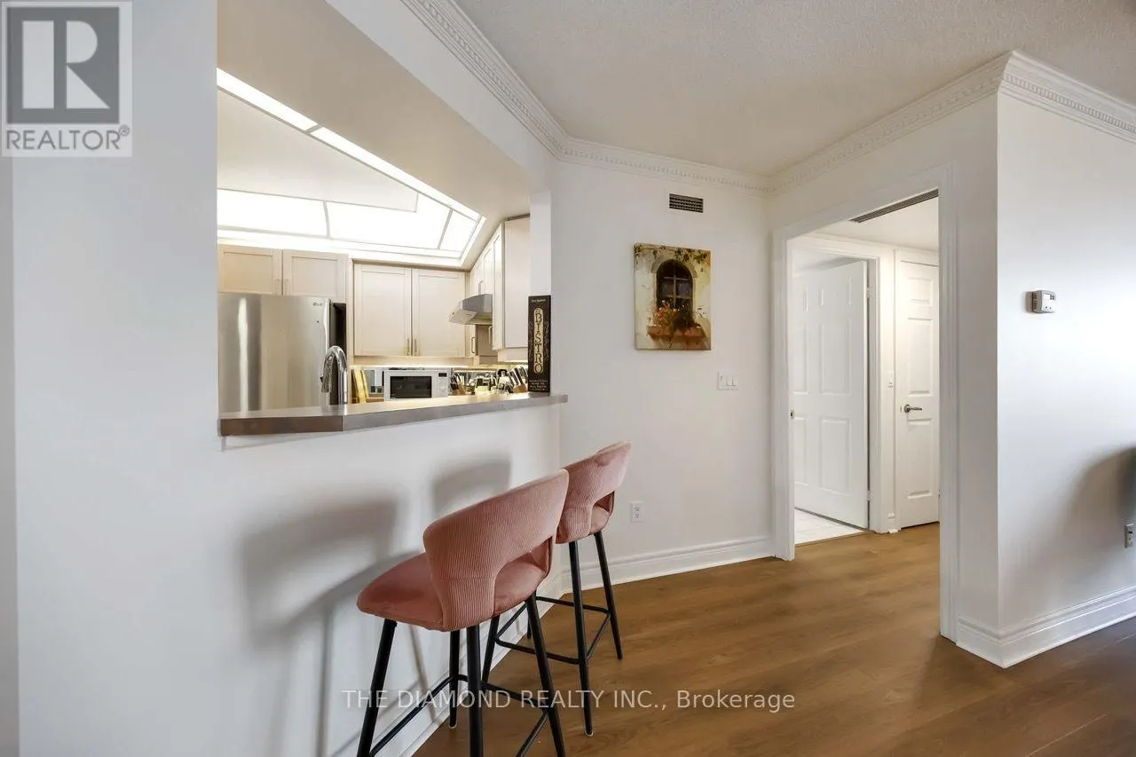 1111 - 89 SKYMARK DRIVE