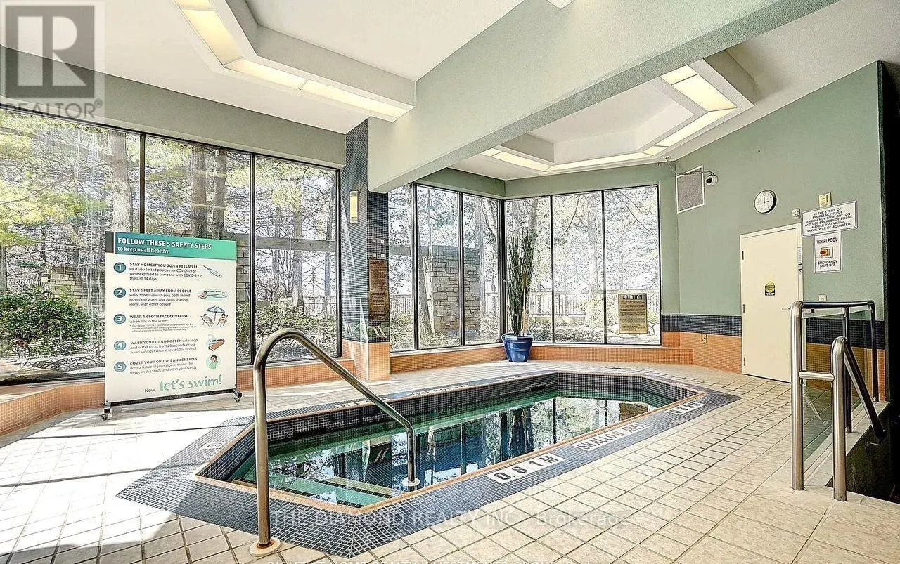 1111 - 89 SKYMARK DRIVE