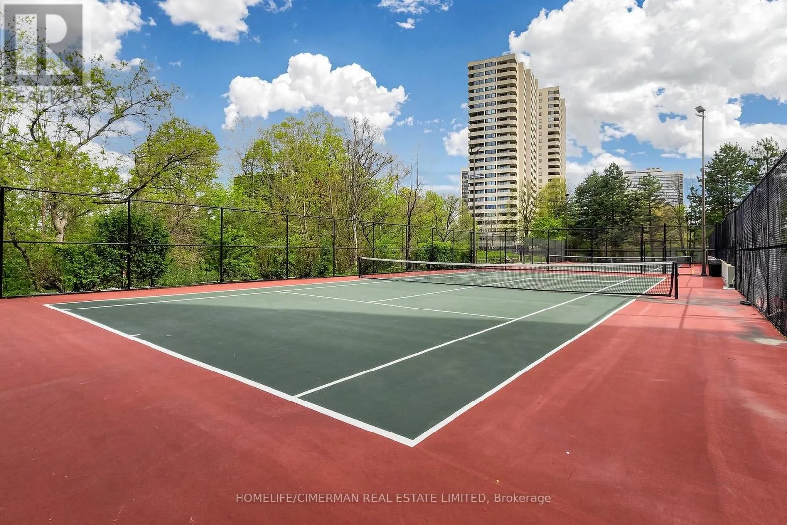 3302 - 5 CONCORDE PLACE