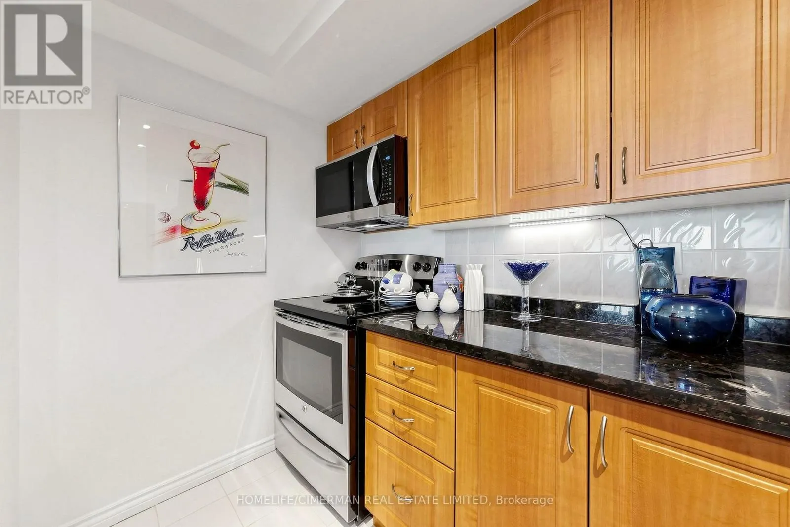 3302 - 5 CONCORDE PLACE