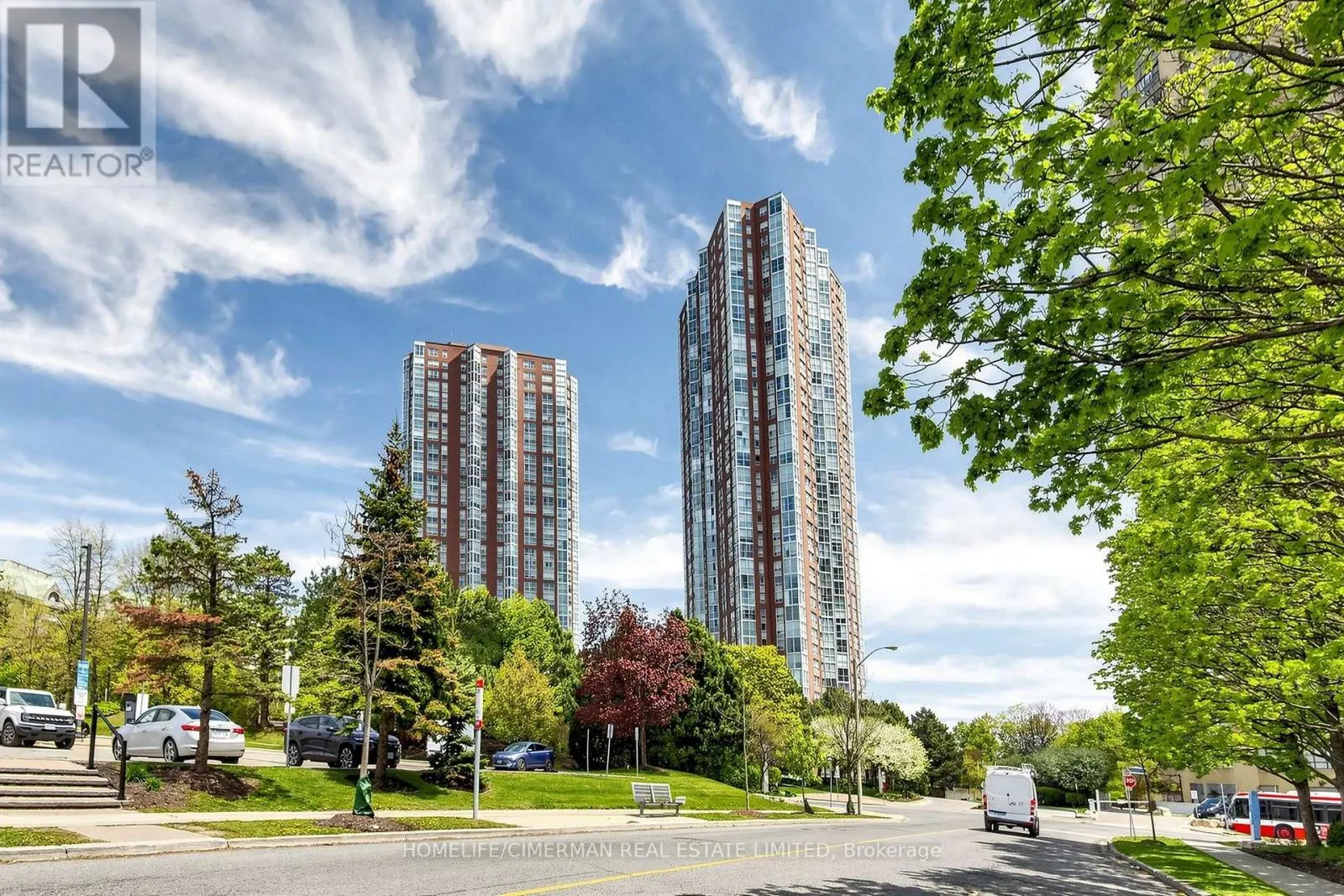 3302 - 5 CONCORDE PLACE