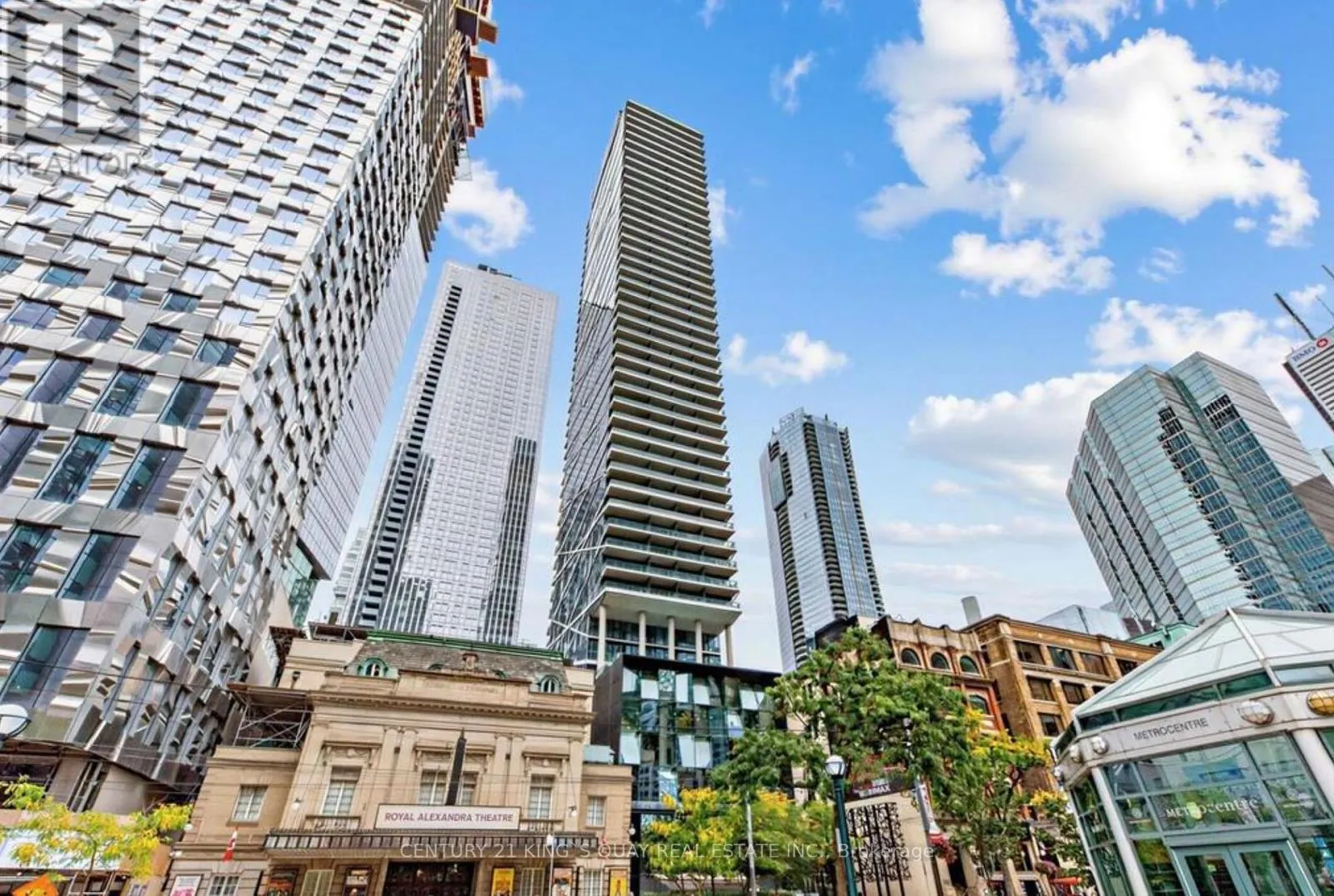 1606 - 224 KING STREET W