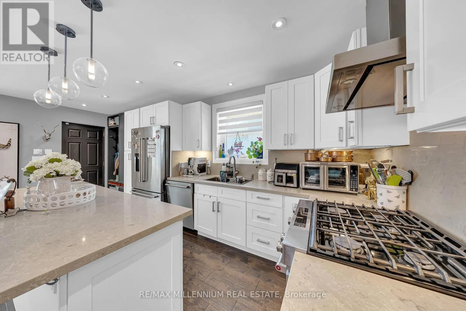 16 SULTANA AVENUE