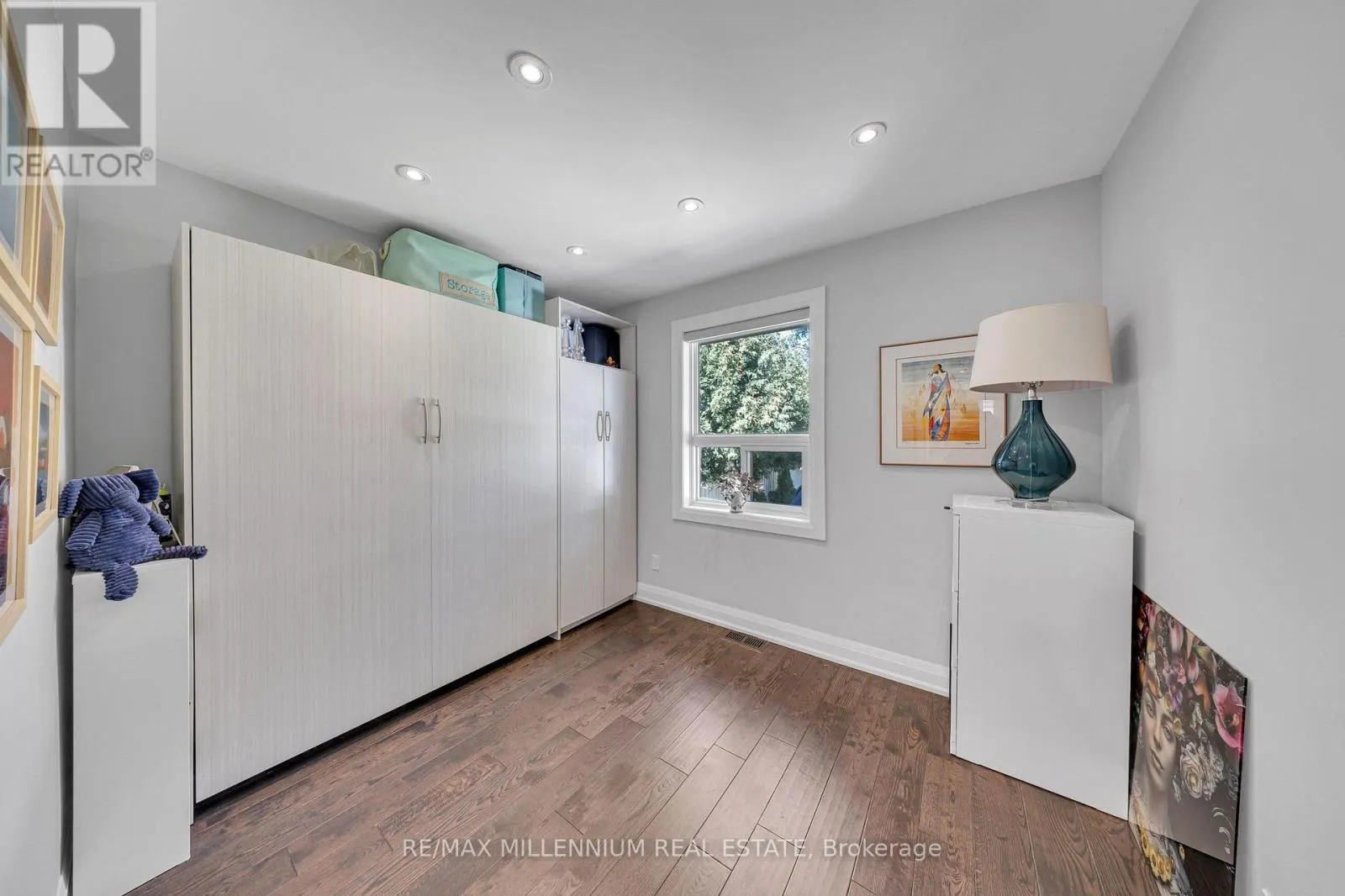 16 SULTANA AVENUE