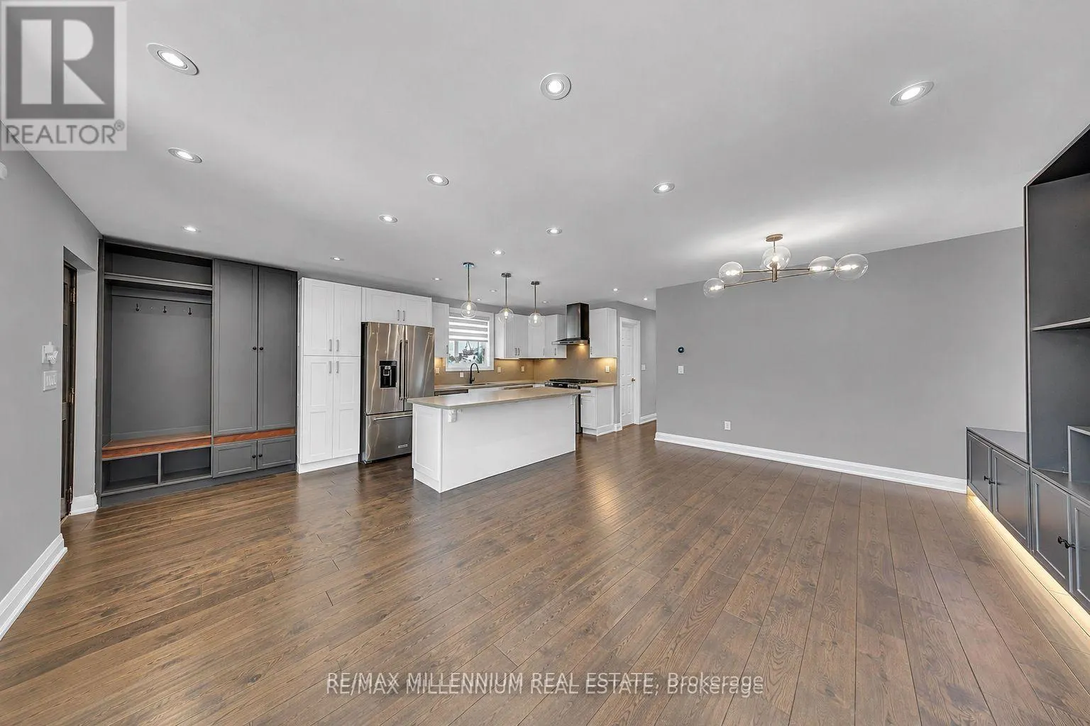 16 SULTANA AVENUE
