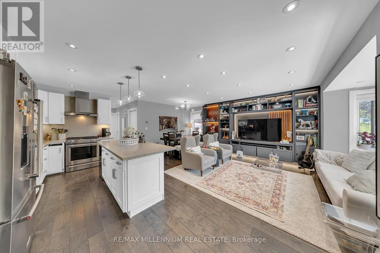 16 SULTANA AVENUE