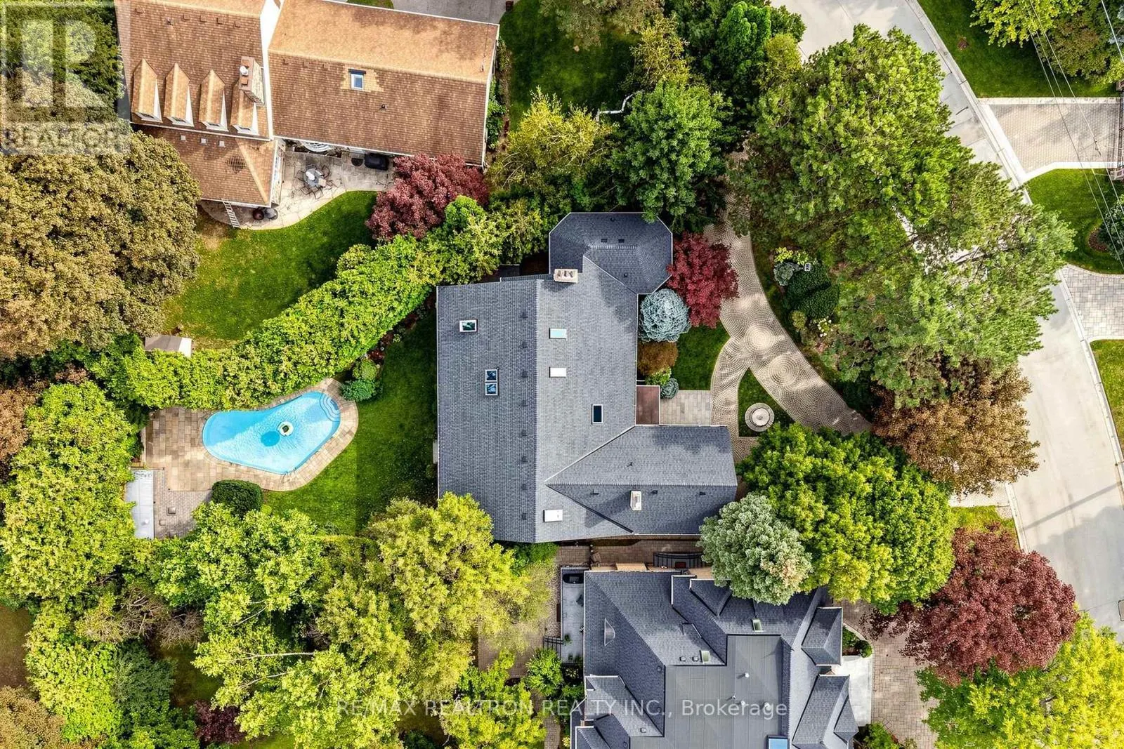 31 ARJAY CRESCENT
