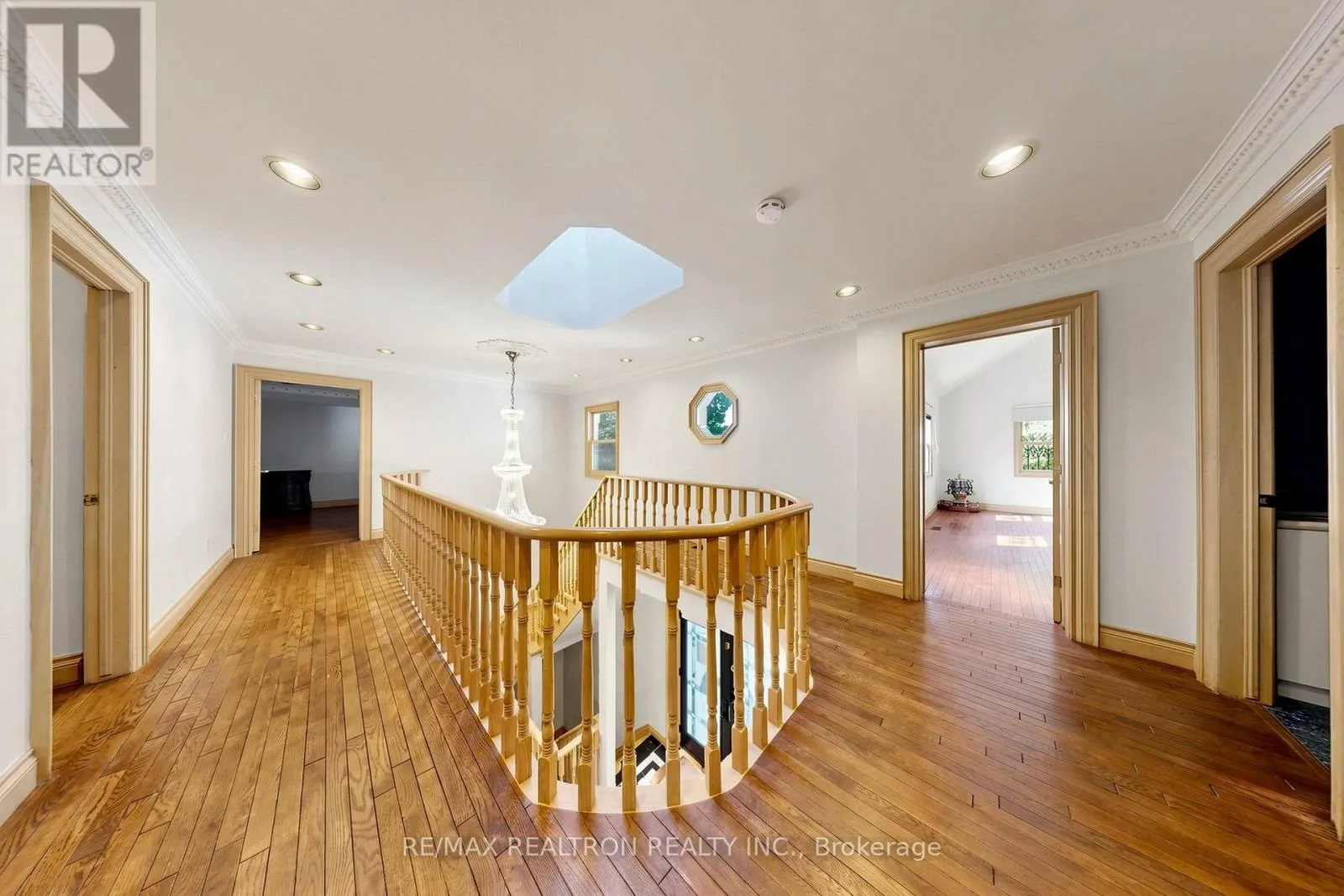 31 ARJAY CRESCENT