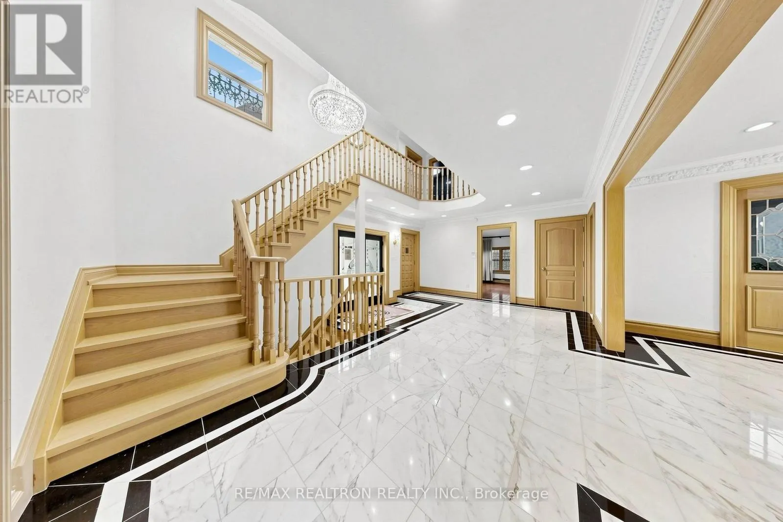 31 ARJAY CRESCENT