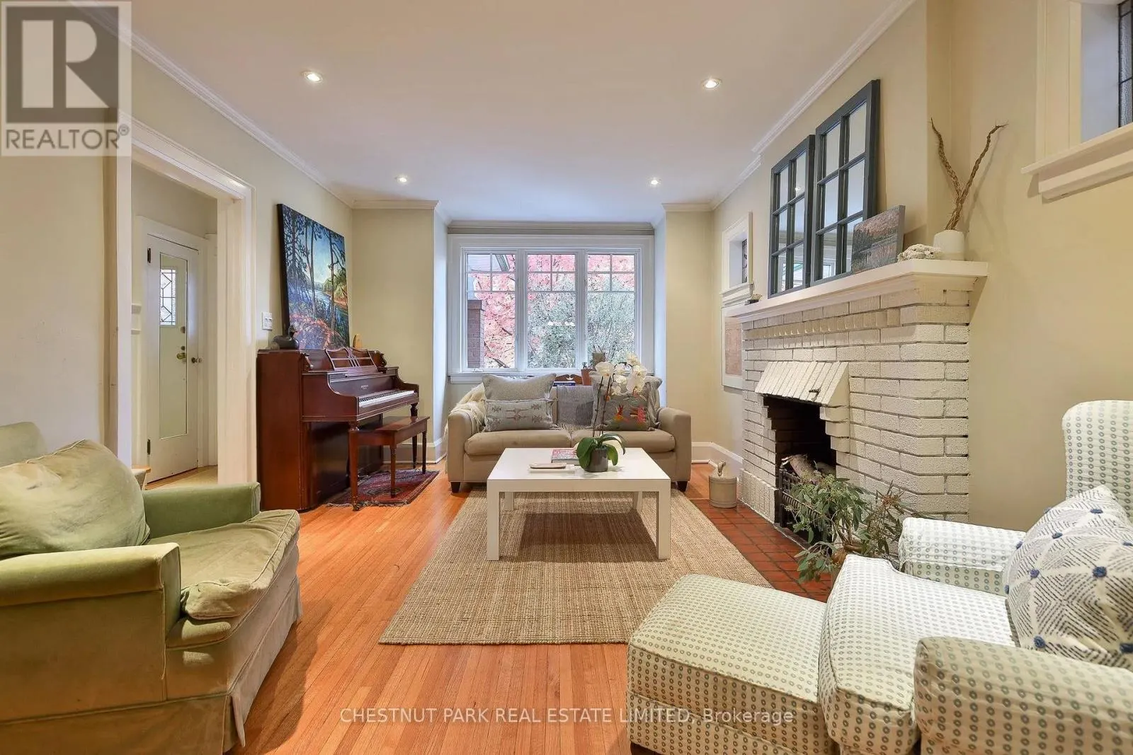 127 ALBERTUS AVENUE